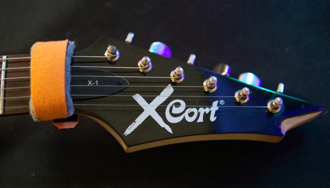 Cort X-1 series 24 frets electric guitar, Hobbies & Toys, Music & Media ...