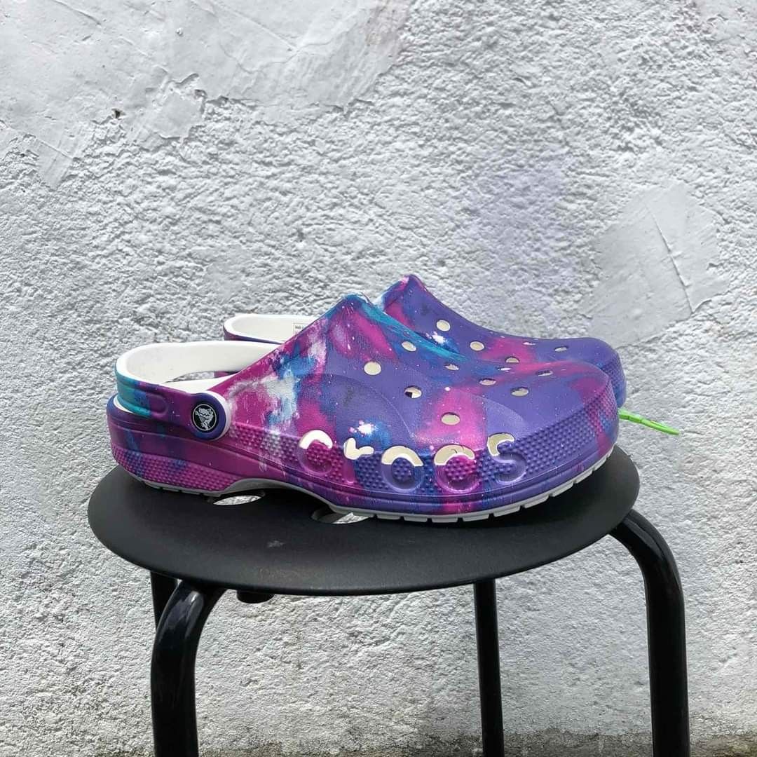 Crocs galaxy 2025
