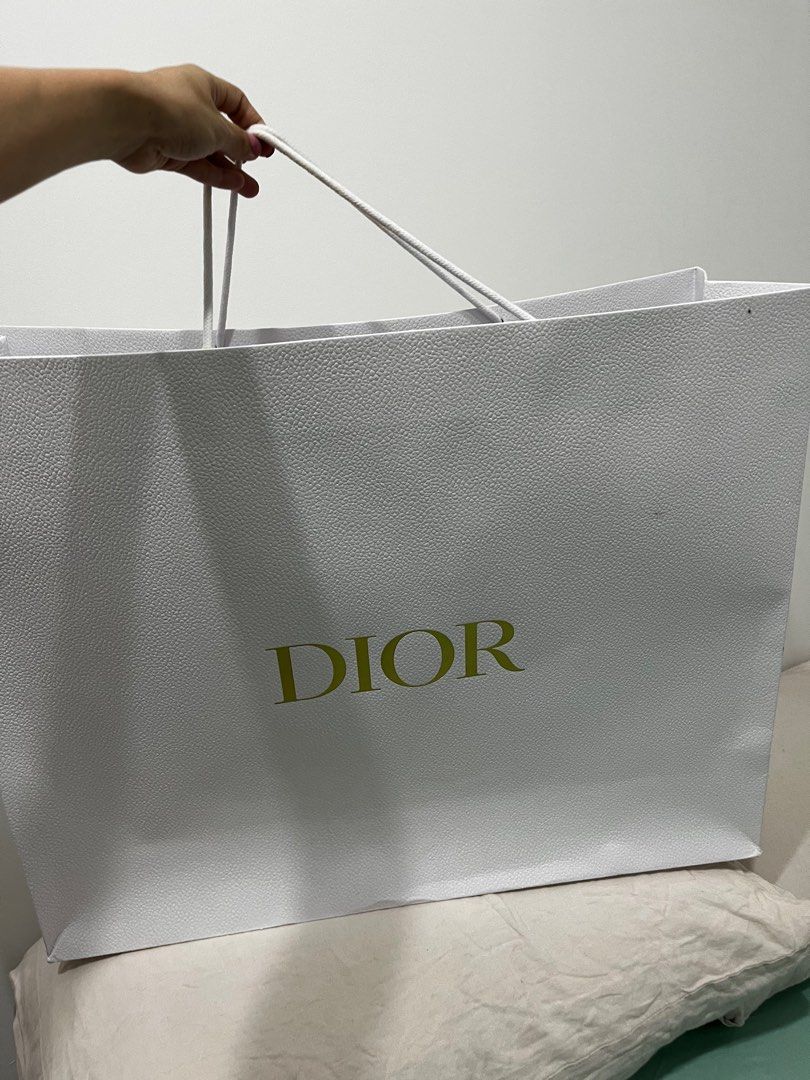 shopping at dior