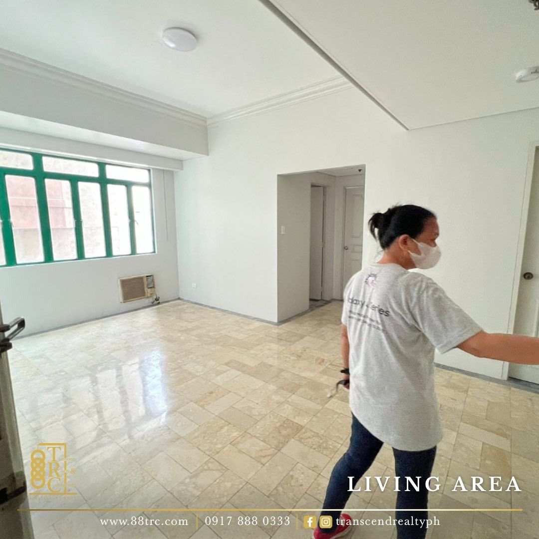 Eisenhower Condo for Sale (Category: Apartments & Condos) located in Makati City. Submitted by transcendrealty (Listing ID 1243955593, Image 3). Description: Acquire this newly renovated two bedroom space in the heart of Greenhills, San Juan ⚜️ FOR SALE Eisenhower Condominium - 2 Bedrooms - 3 Bathrooms - 90 +/- sqm - Unfurnished - Newly Renovated - With Maid’s room - With Parking 9M gross *Clean title TRANSCEND REALTY & CONSULTANCY ⚜️ Property ID