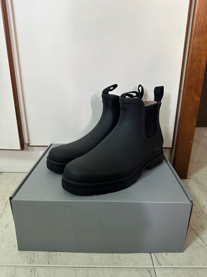 everlane pink rain boots
