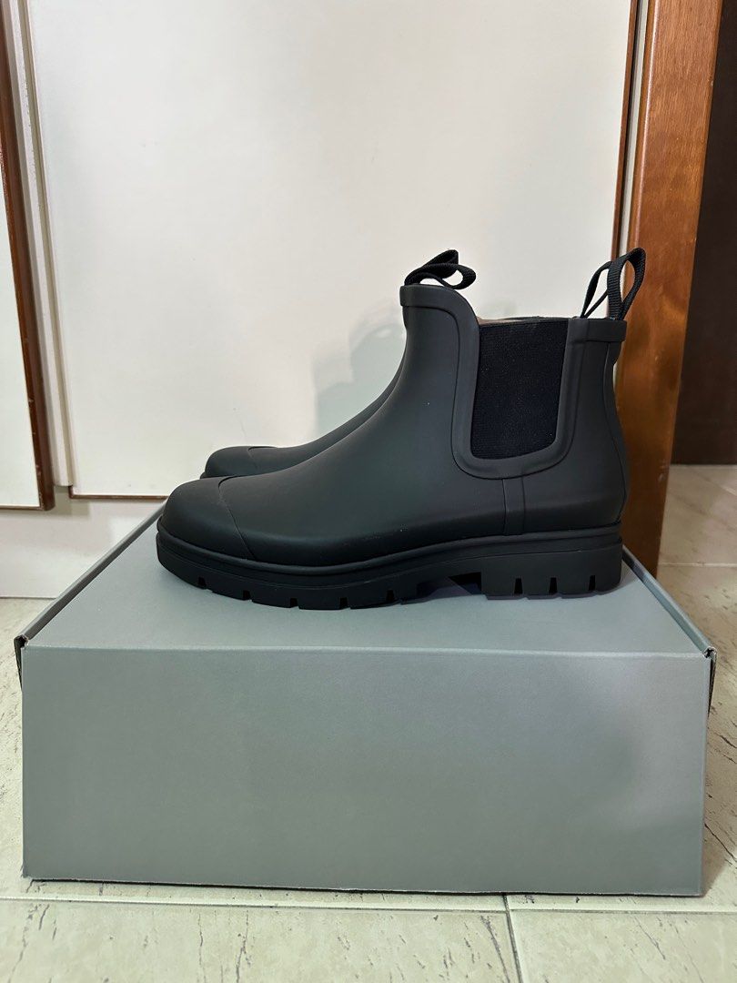 everlane pink rain boots