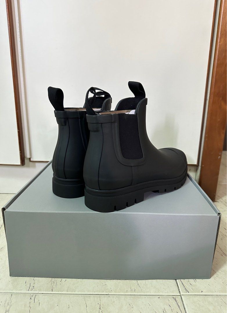 everlane pink rain boots