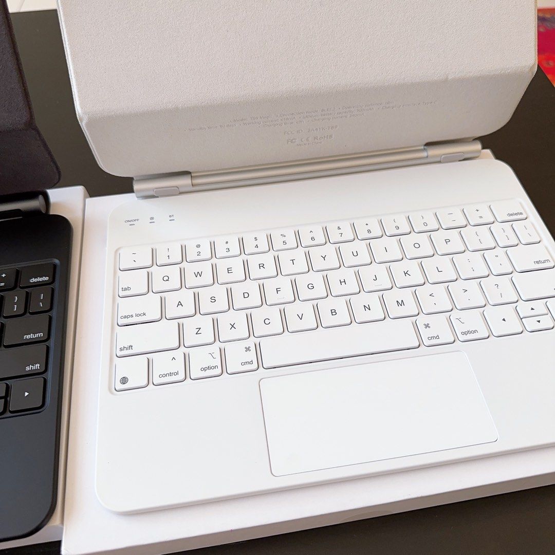 GOOJODOG FLOATING MAGIC KEYBOARD on Carousell