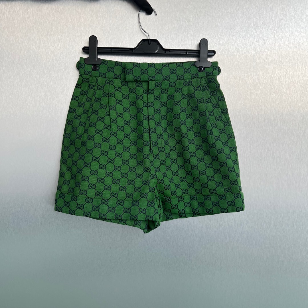 Gucci shorts green hotsell