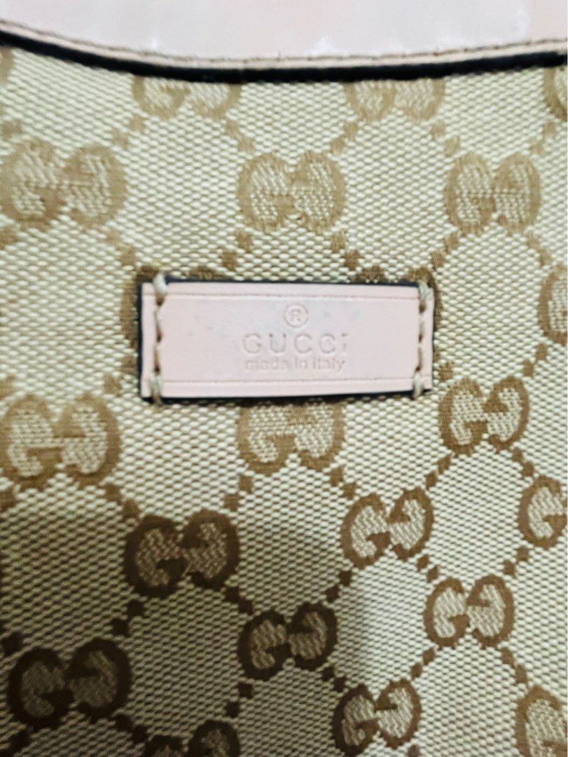 Gucci sling bag (Category: Luxury Bags & Wallets) located in Binan City. Submitted by go_finds (Listing ID 1243979879, Image 3). Description: preloved Gucci sling bag with code Japan source linings are intact clean inner cloth payment first via gcash or maya book your own courier: lalamove or grab location: biñan .