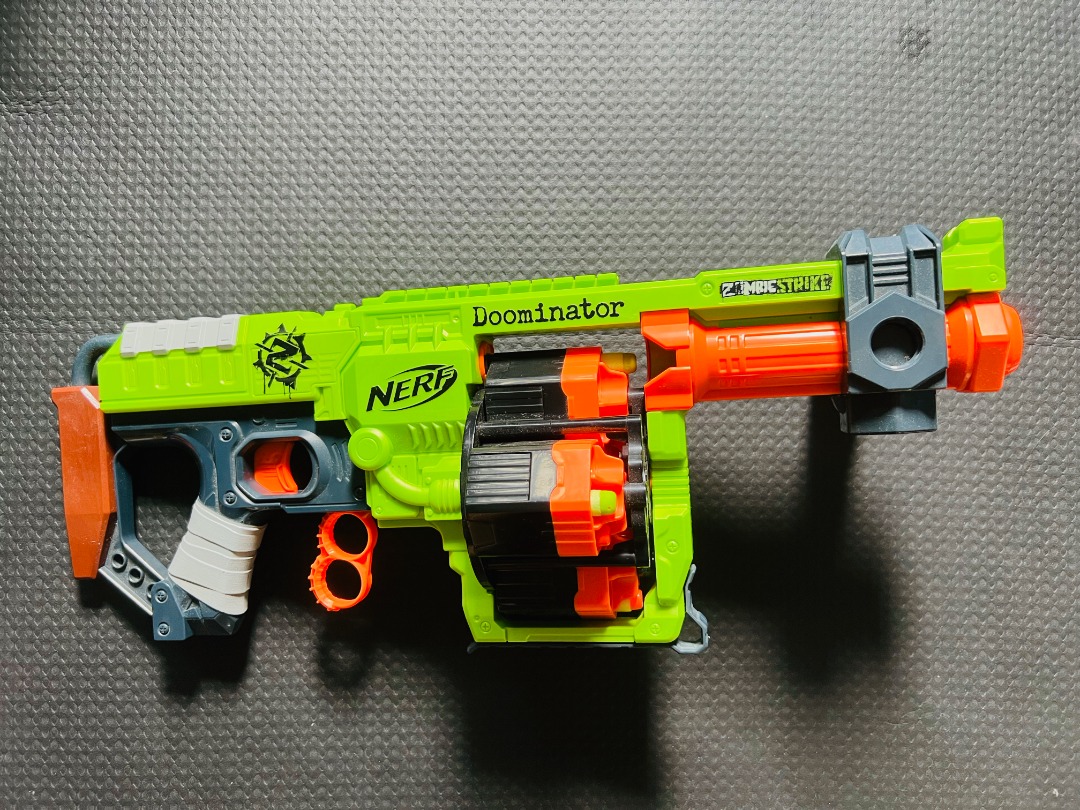 10 x NERF guns HEAVY WEAPONS STASH Hit 'em where it hurts!, Hobbies