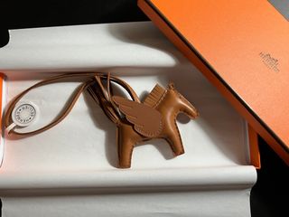 （分類：）位於 。 由 hfanrighthere 提交（商品編號 1244060247，圖片 1）。簡介： 。