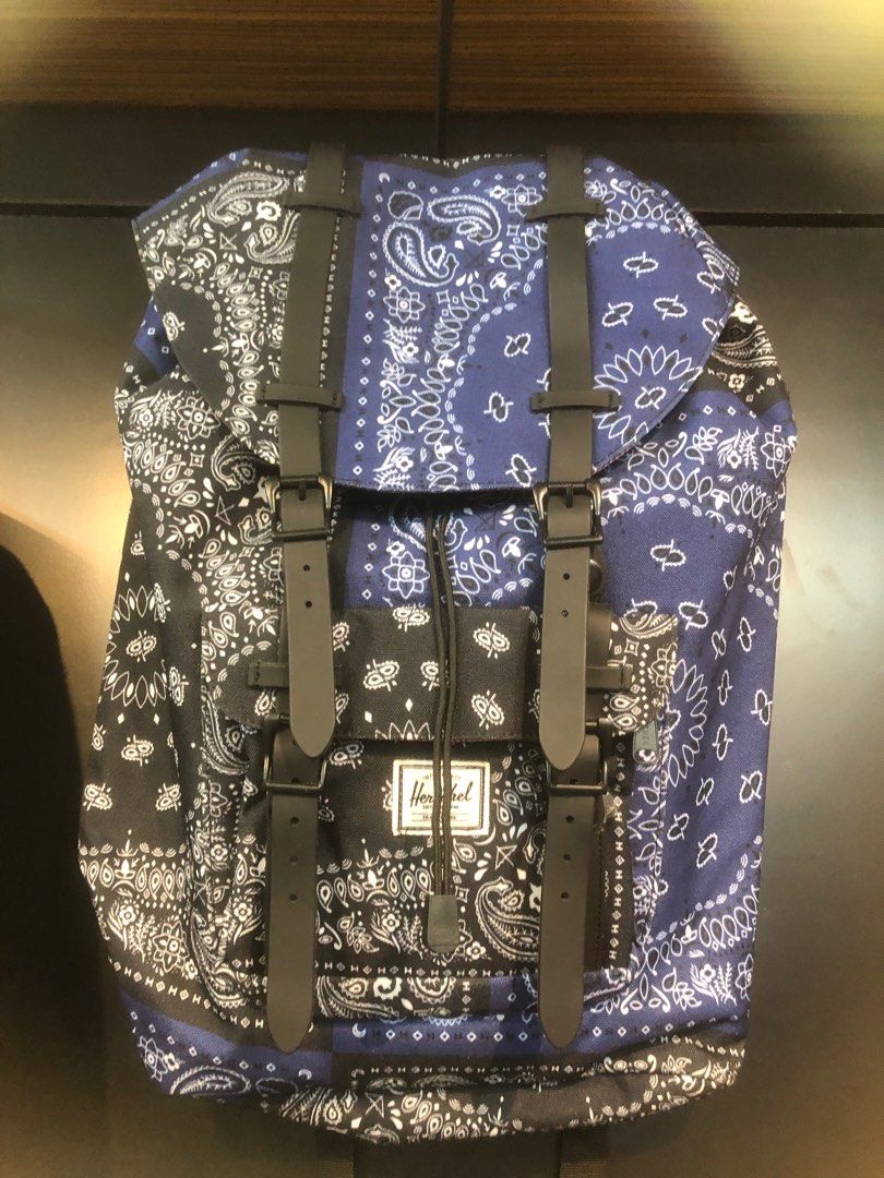 Herschel top bandana backpack