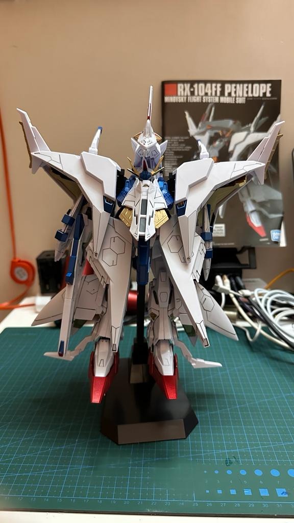 RX-104FF PENLOPE & RX-105 XI GUNDAM セット HGUC RX-105 Xi Gundam vs RX-104FF Penelope Funnel Missile