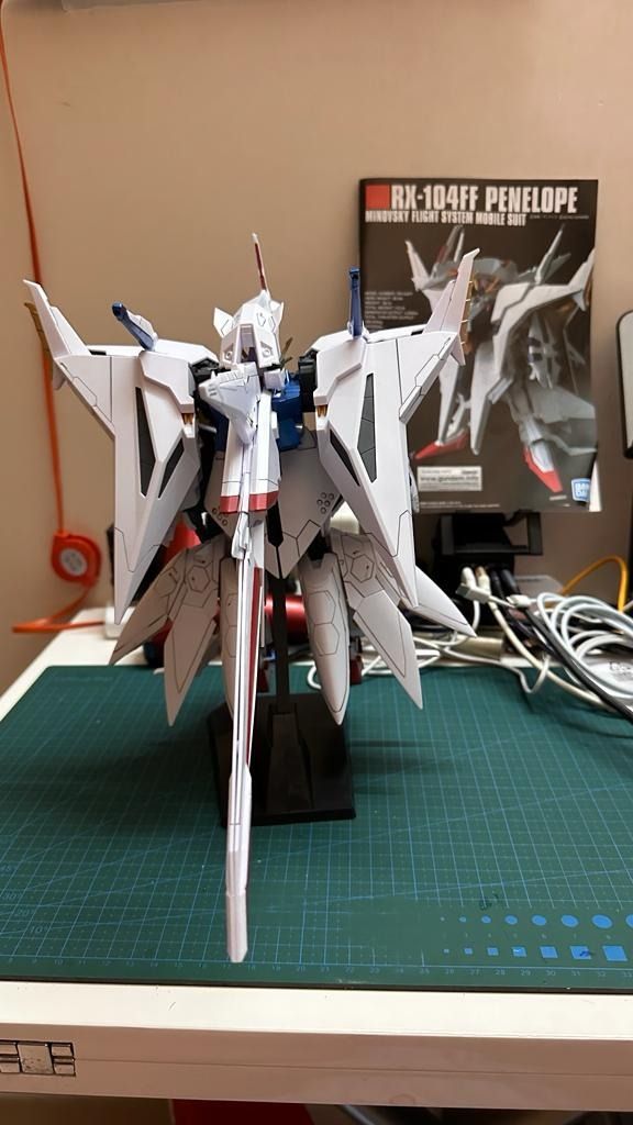 RX-104FF PENLOPE & RX-105 XI GUNDAM セット HGUC 1/144 RX-105 XI GUNDAM