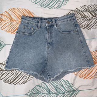 (Category: ) located in . Submitted by marie017 (Listing ID 1243945964, Image 1). Description: .