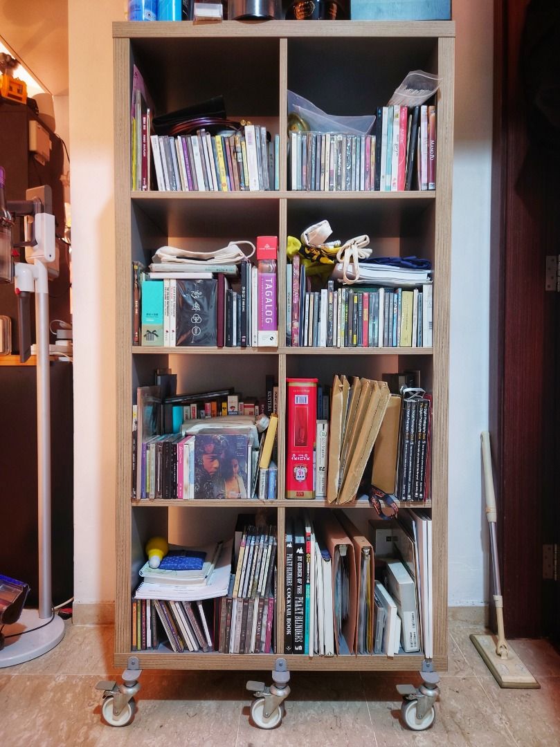 IKEA KALLAX with discontinued original castors (2 units available