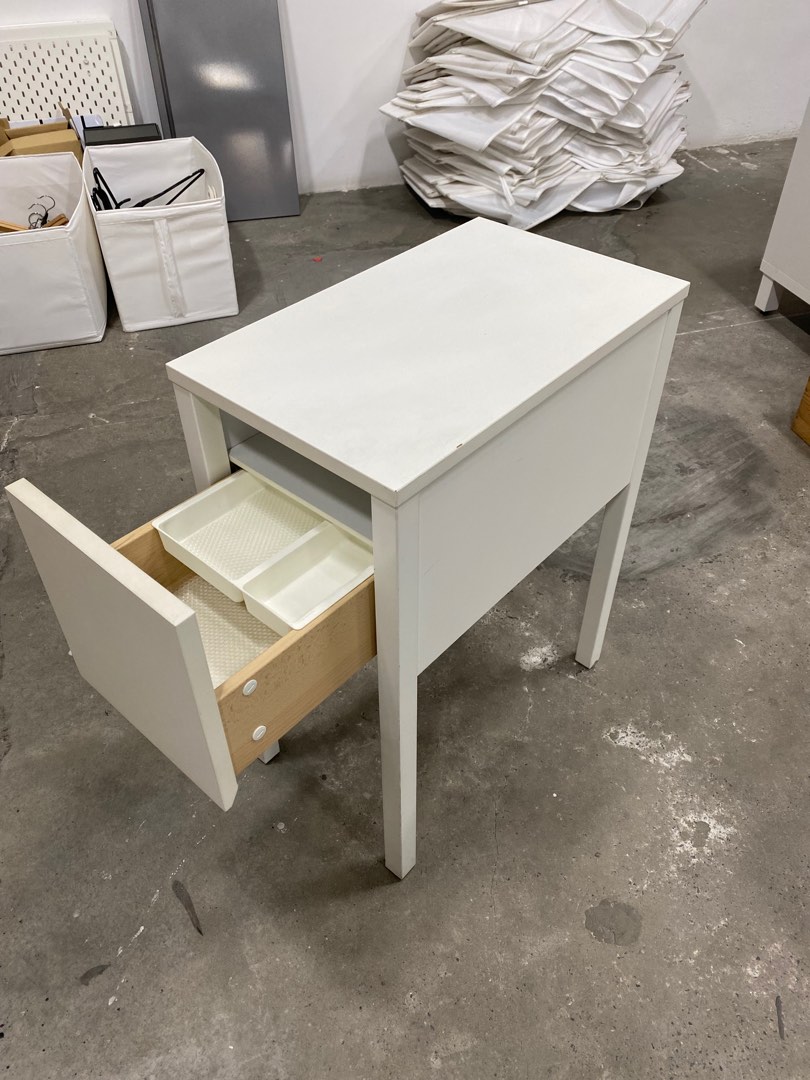 Nordli new arrivals side table