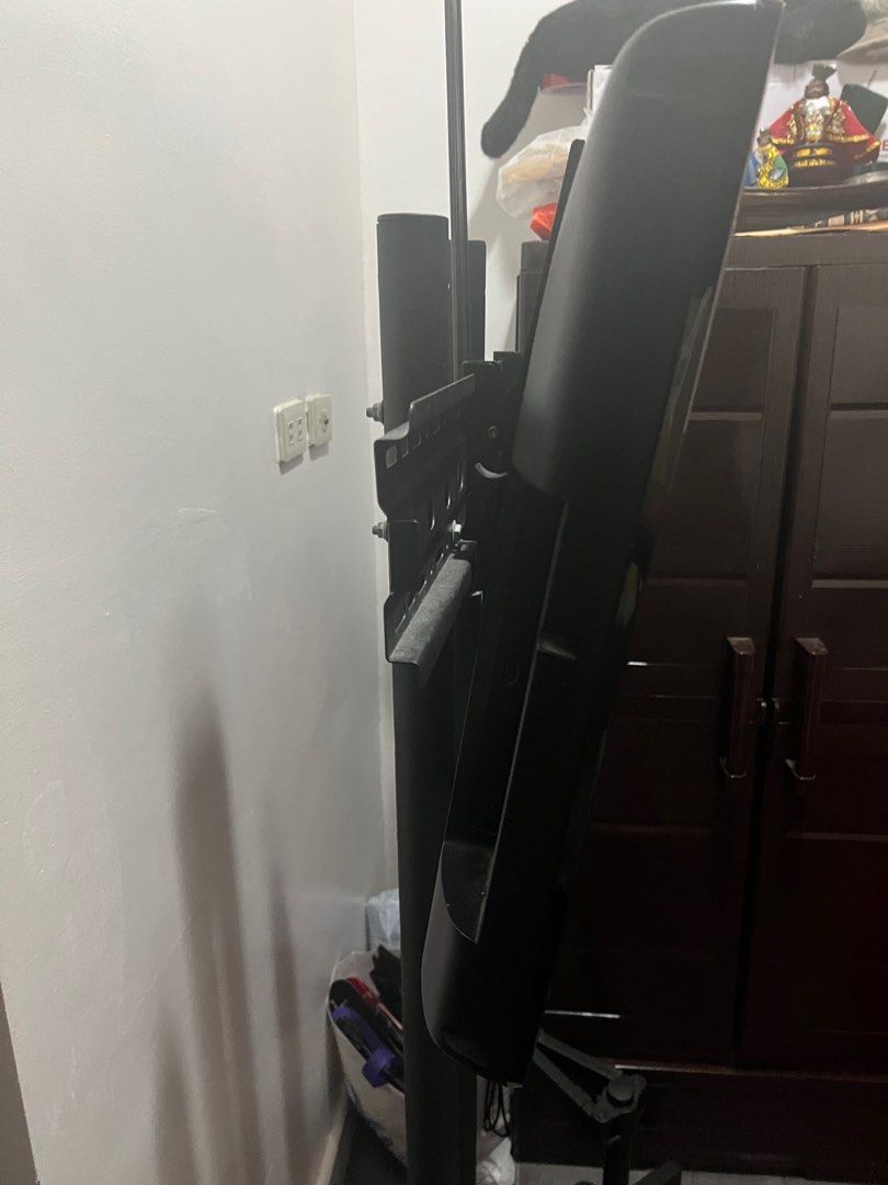 Inverter LV TV Flat Screen LED (Category: TV) located in Cavite. Submitted by amaxxingfinds (Listing ID 1244007405, Image 2). Description: Ls34series LG 31 Inches Energy Saver no issue still working Location Bacoor RFS will buy a new one .