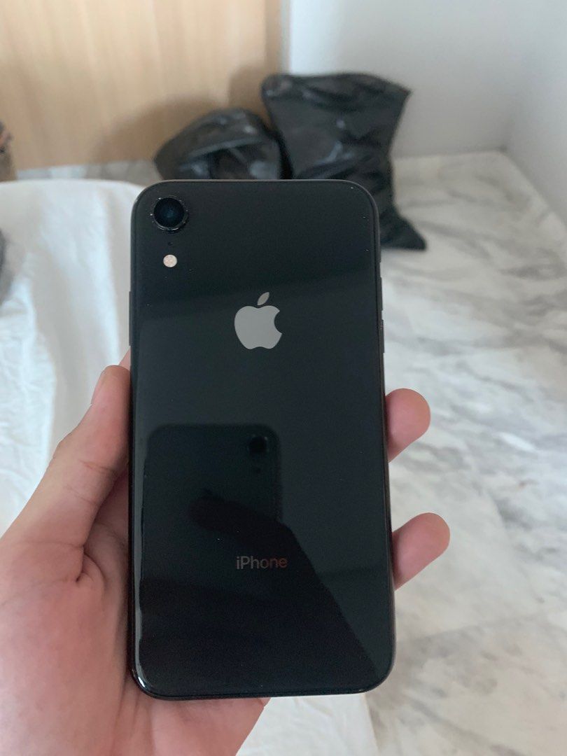 APPLE IPHONE XR 64G(Black)本体のみ Iphone Xr 64GB Preto| KaBuM!