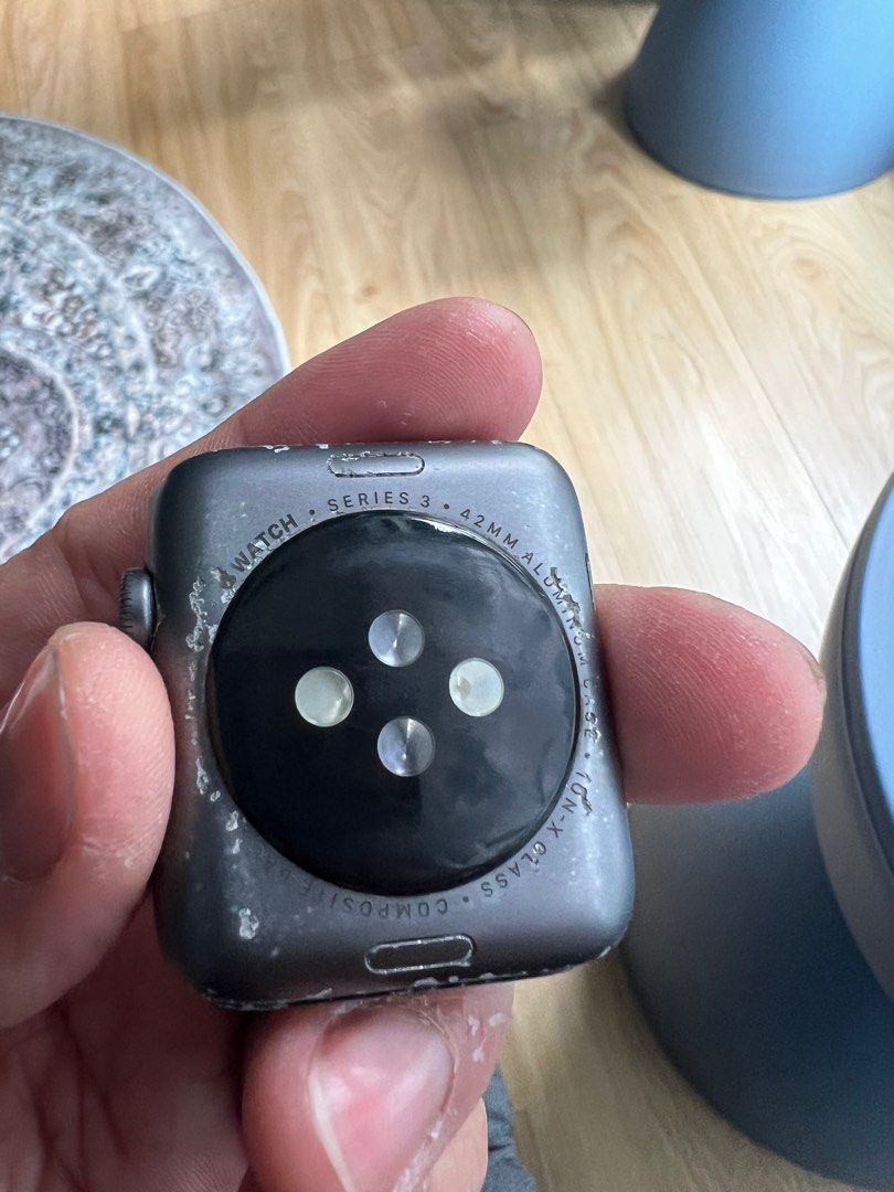 Iwatch series 3 best sale space grey 42mm