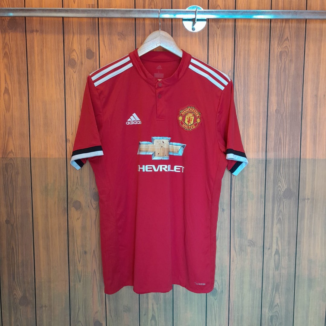 2017-18 Manchester United adidas Home Shirt M BS1214