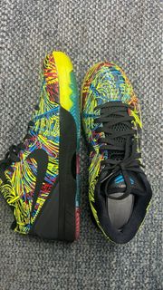 （分類：）位於 。 由 sneakerzzzz 提交（商品編號 1243904097，圖片 1）。簡介： 。