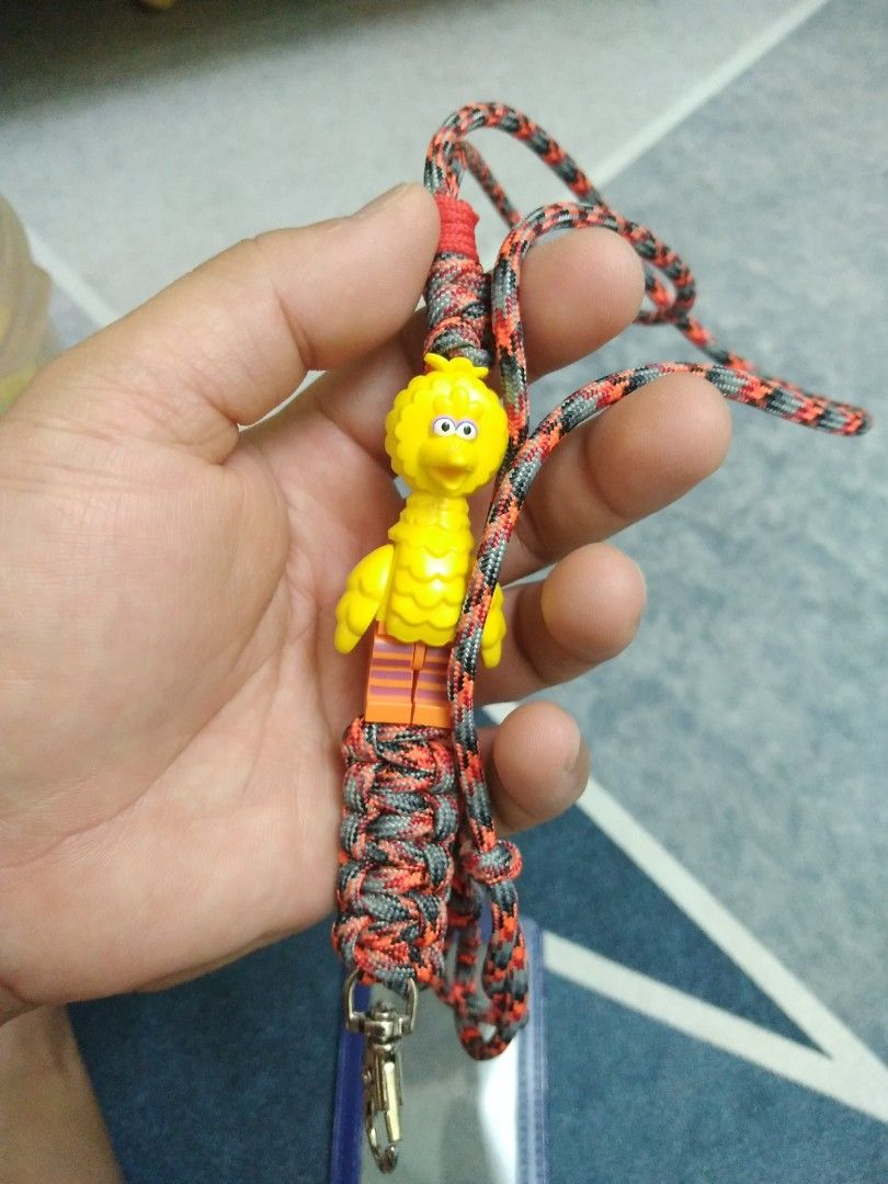 LANKYARD ( BIG BIRD ) PARACORD DIY, Hobbies & Toys, Stationery & Craft