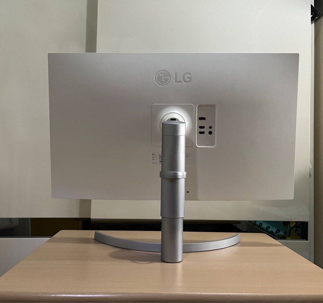 LG 32UN550 31.5'' UltraFine™ 4K UHD Monitor, 電腦＆科技, 電腦周邊