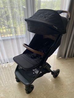 (LIKE NEW) Nuna TRVL Stroller