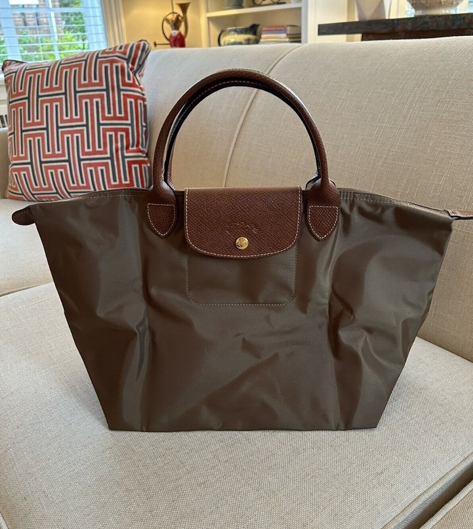 Khaki hotsell longchamp bag