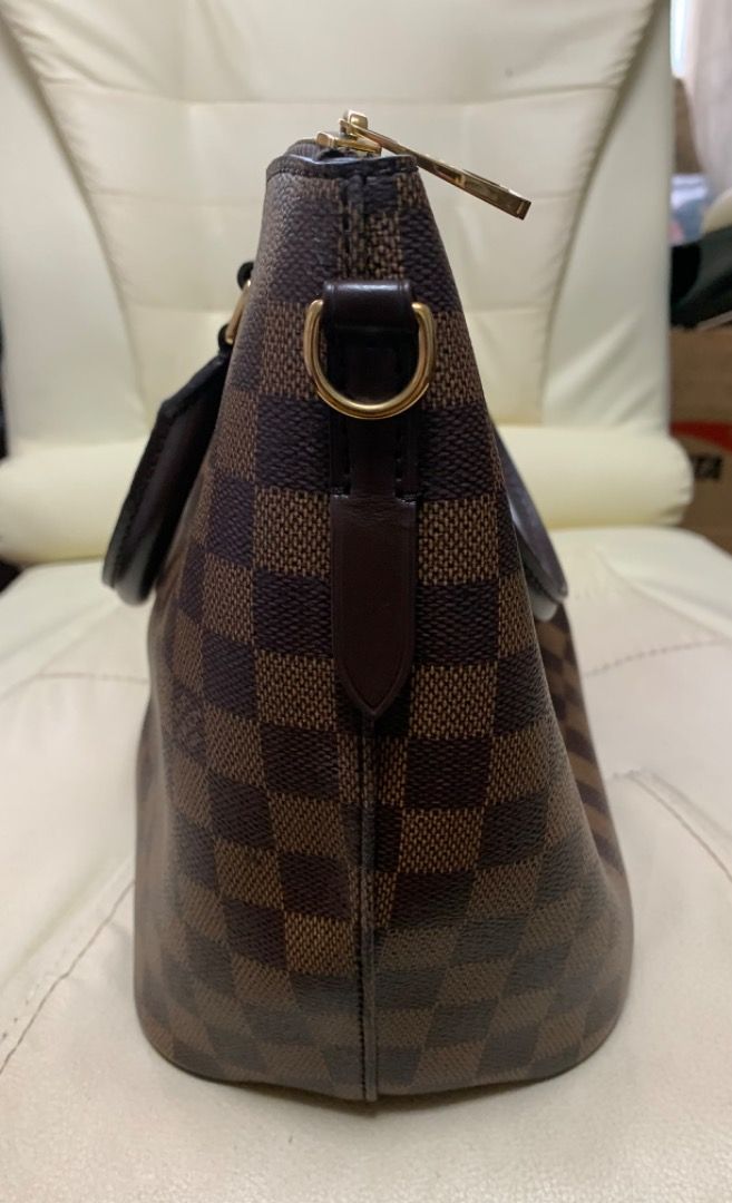 Louis Vuitton South Bank Besace, Luxury, Bags & Wallets on Carousell