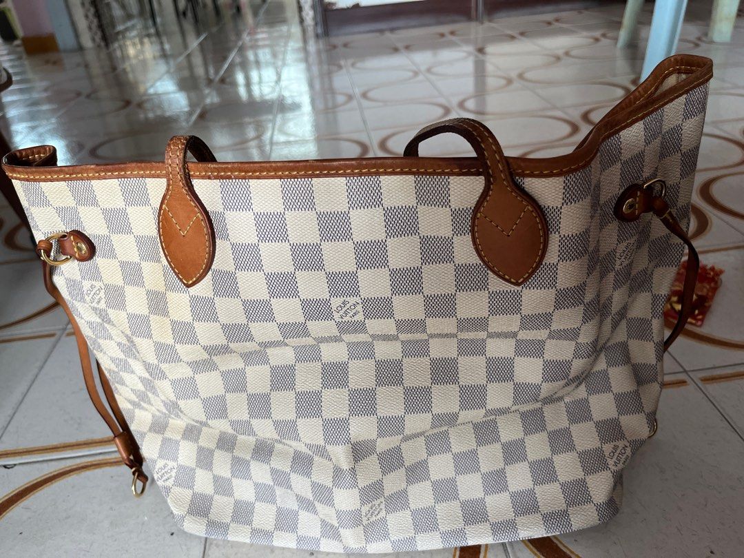 Louis Vuitton Neverfull bag , Luxury, Bags & Wallets on Carousell
