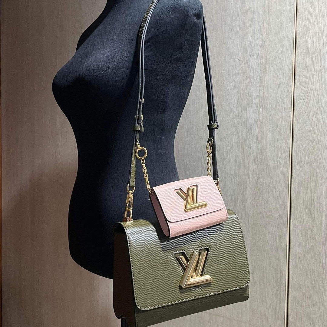LV TWIST BELT CHAIN WALLET, Women's Fashion, Bags & Wallets, Cross-body  Bags on Carousell
