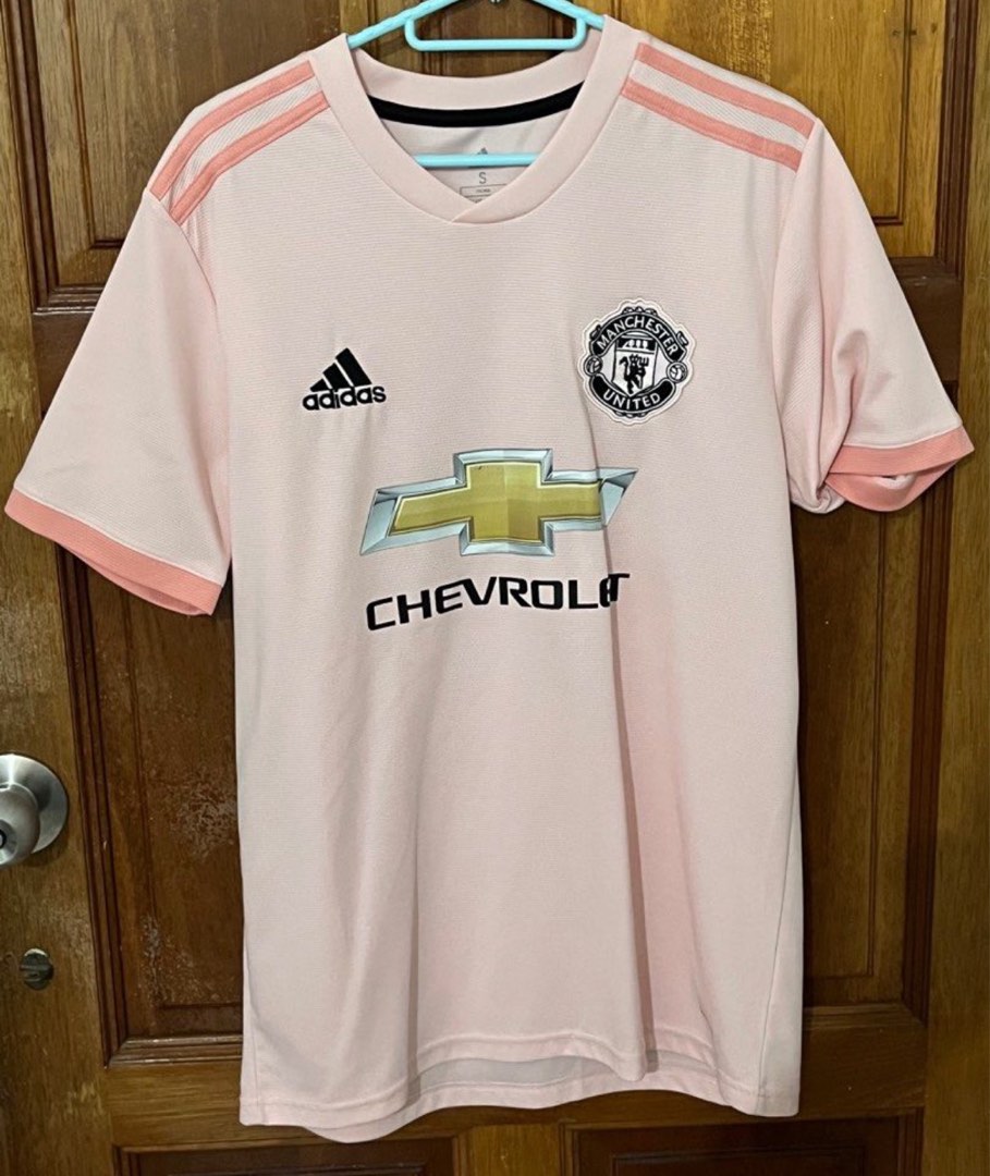 Manchester united pink jersey clearance