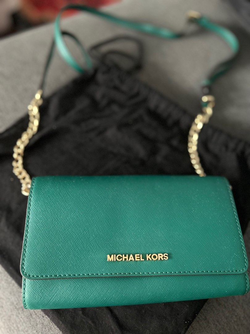 Michael Kors Sling Bag, Women's Fashion, Bags & Wallets, Crossbody