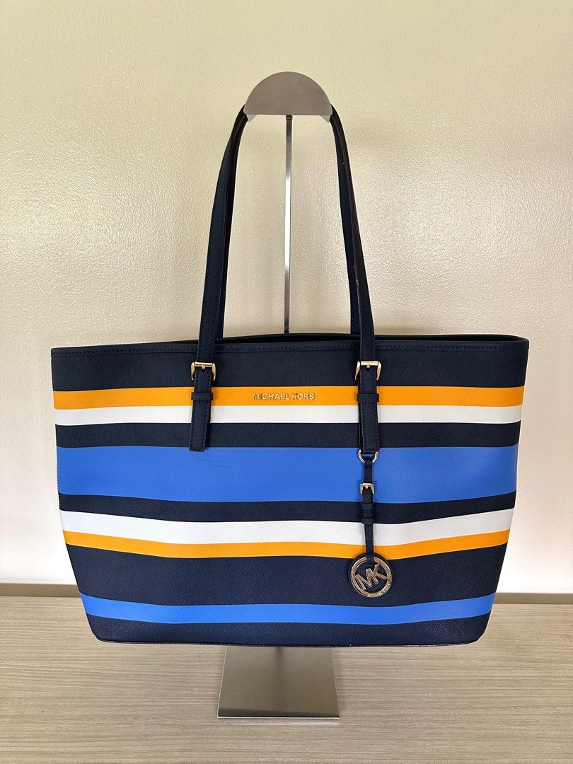 Michael kors blue shop and white wallet