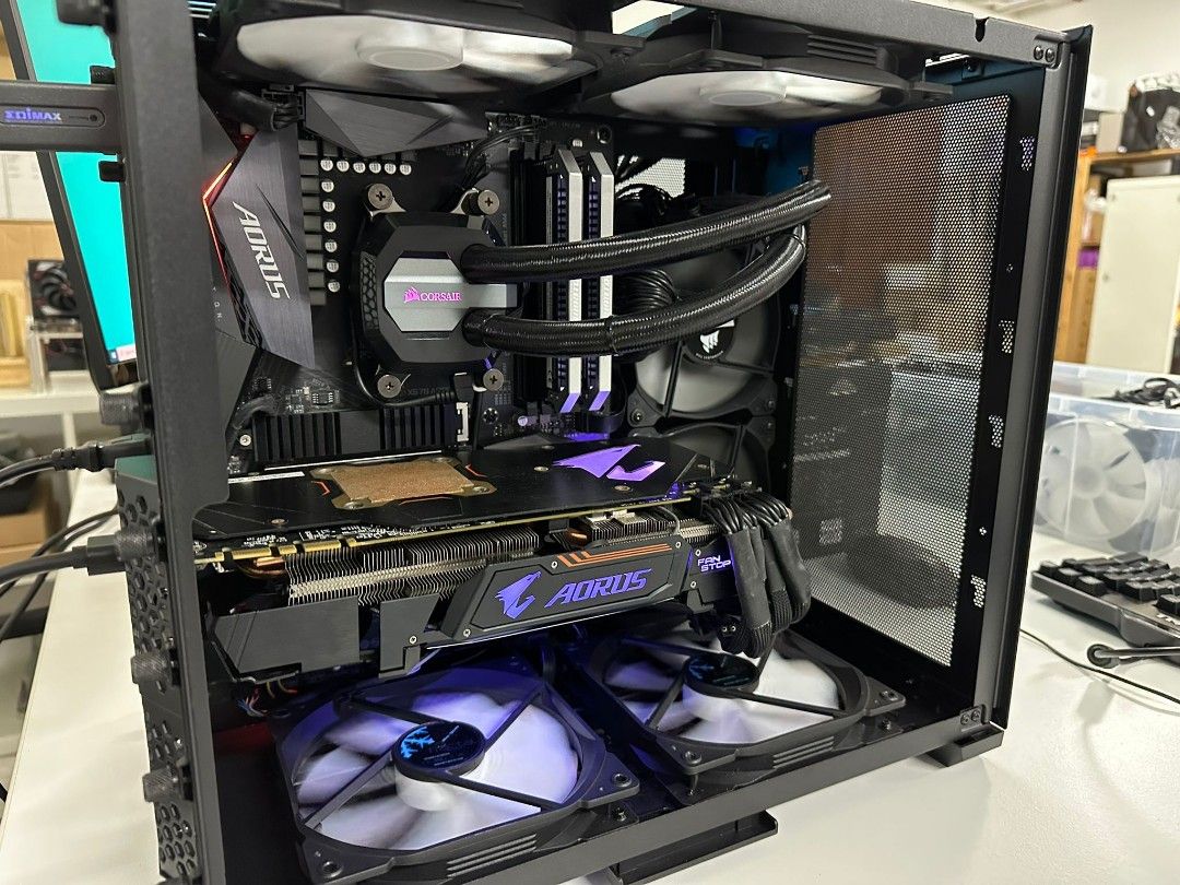 Midrange Ryzen 7 Gaming PC Nvidia GTX 1080 Aorus not Dell gaming predator Asus ROG