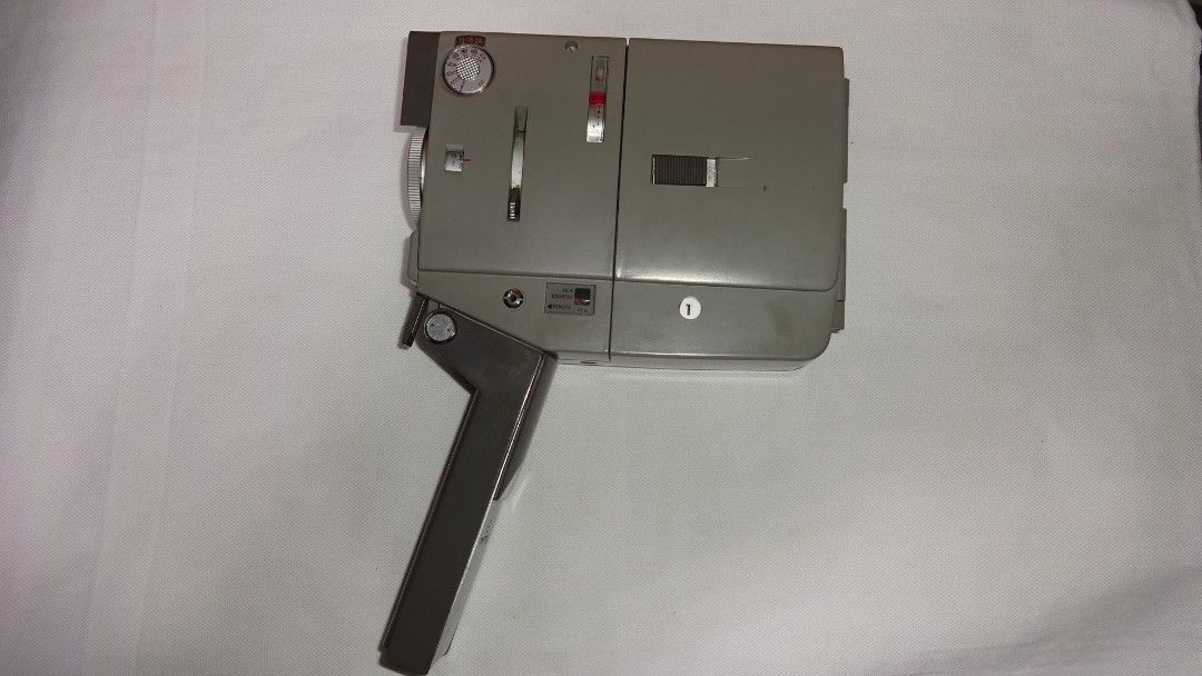 Minolta Minoltina 8 8mm video camera (Category: Video Cameras) located in Paranaque City. Submitted by kutoi.ancheta (Listing ID 1244079632, Image 1). Description: Minolta Minoltina 8 8mm video camera uses Double Sided 8mm dedicated cartridge (included as sample) ₱1500 condition: defective! For props etc. lens: fungus focusing & zooming: fair viewfinder & eyepiece: fungus, haze as is only! defects included! no warranties! pm for inquiries... #min