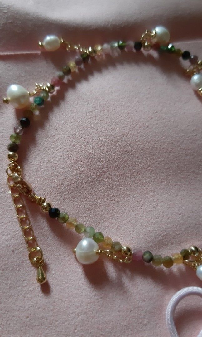 Mixture of small gemstone pearl dangling clasp hook adjustable