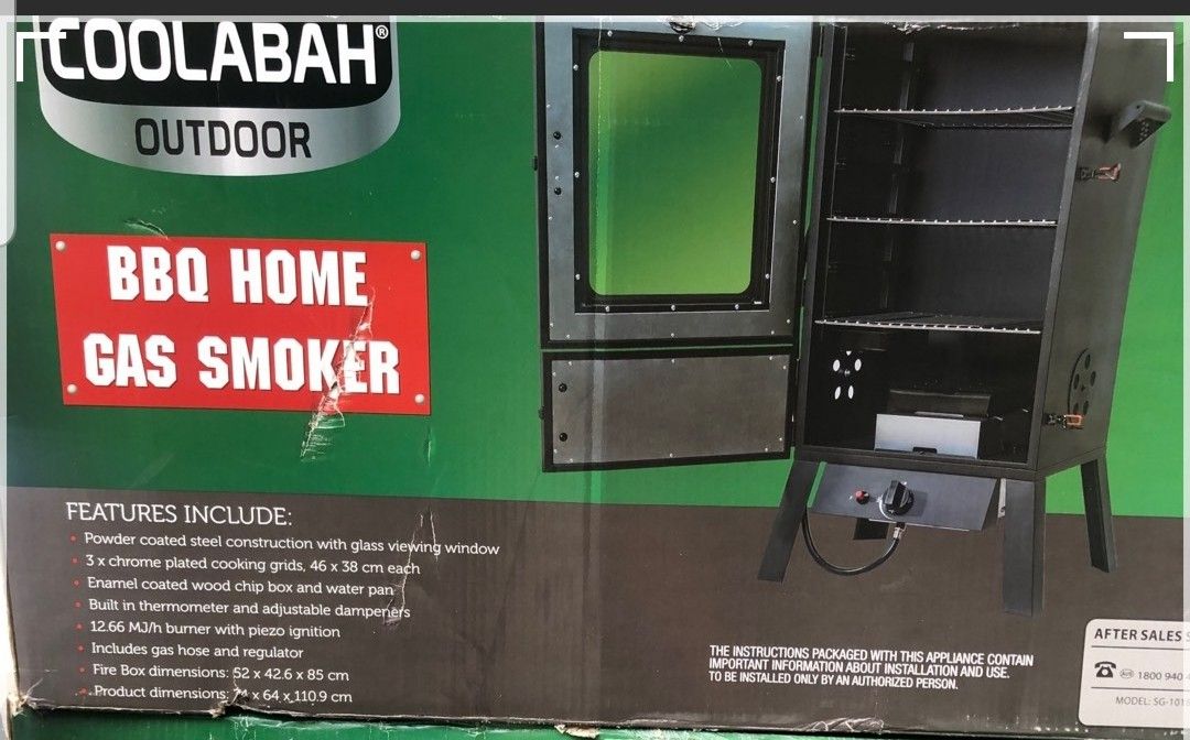 BRANDNEW Wide Body COOLABAH LPG Gas Smoker BBQ Glass Door 3 Shelves ok