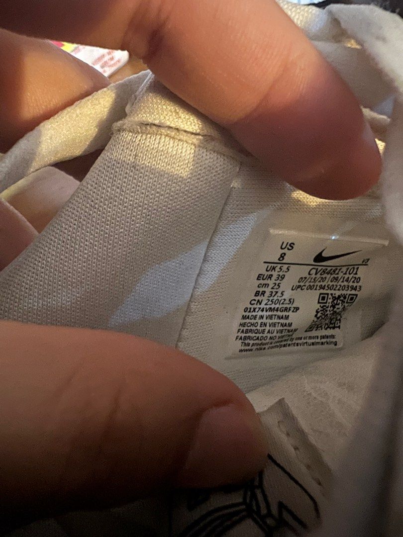 maroon and gold jordan 1s