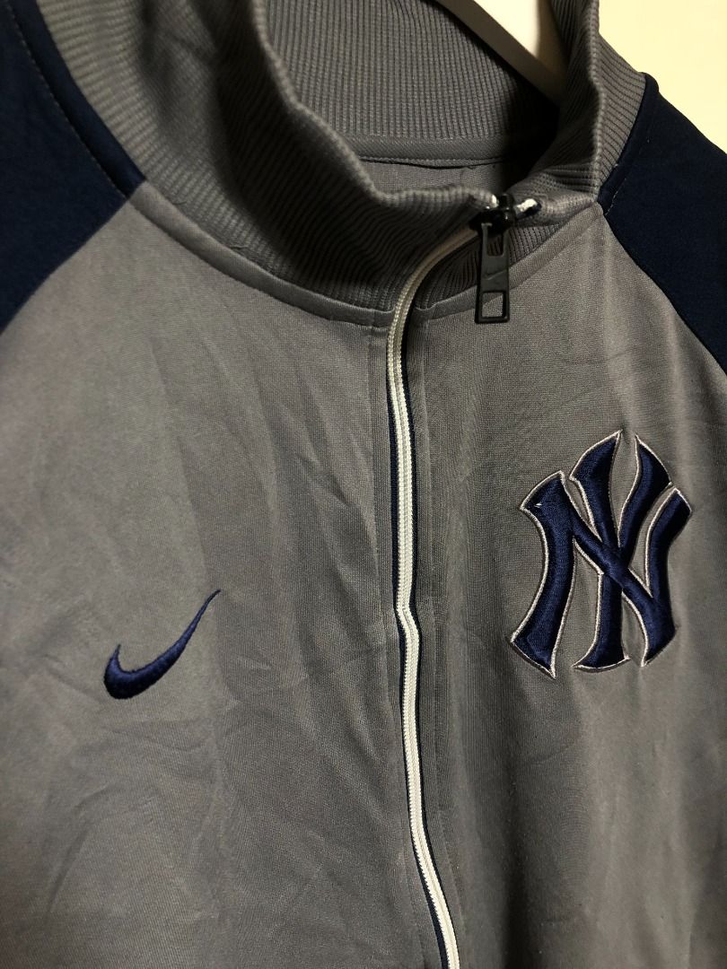Nike NY Yankees jacket, Men's Fashion, Coats, Jackets and Outerwear on  Carousell
