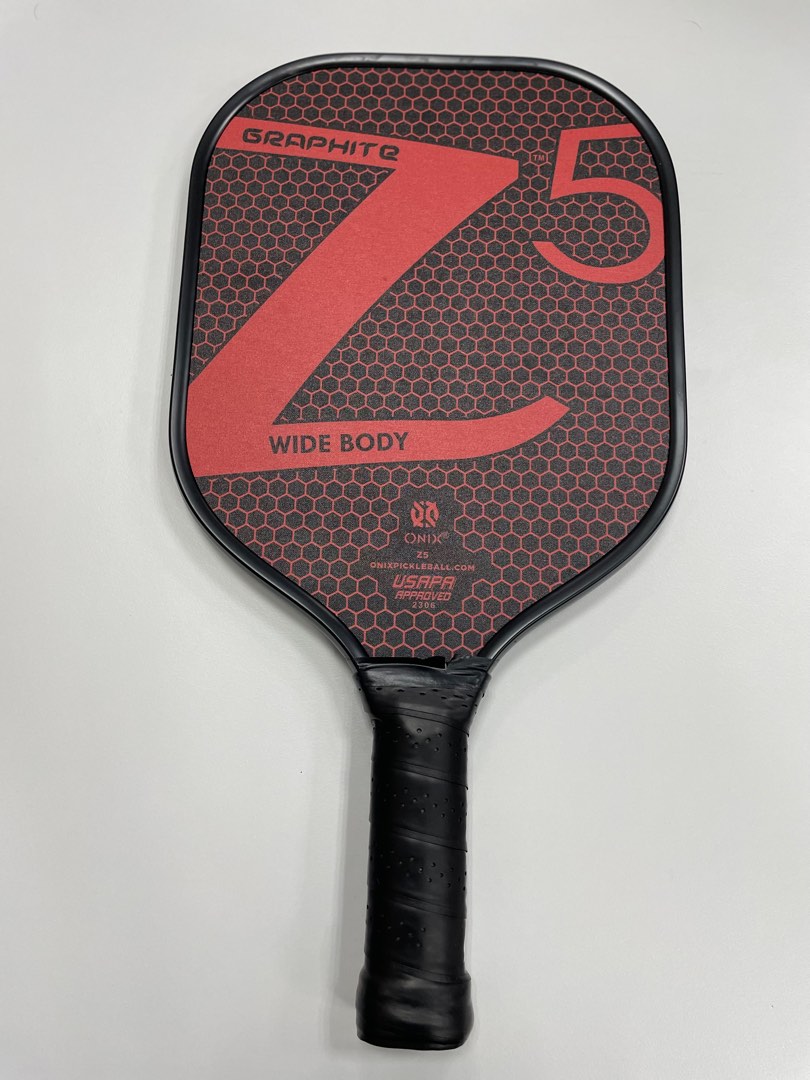 Onix Z5 Pickleball Paddle, Sports Equipment, Sports & Games, Racket