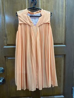 Orange dress