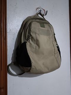Pacsafe metrosafe LS 350 laptop backpack
