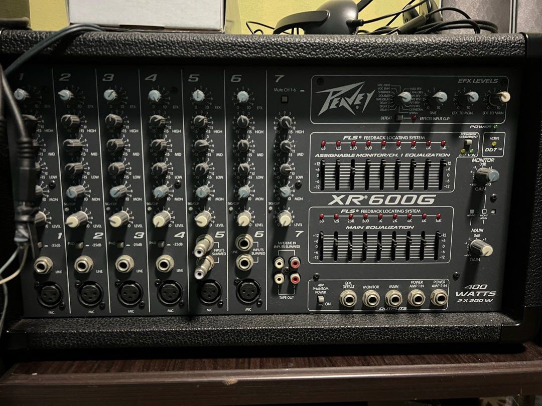 PEAVEY POWERED MIXER, Audio, Other Audio Equipment on Carousell