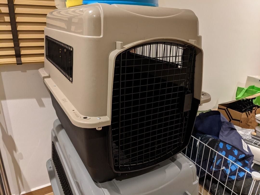 Dog Crate/ Kennel Petmate Sky Kennel (international travel/IATA