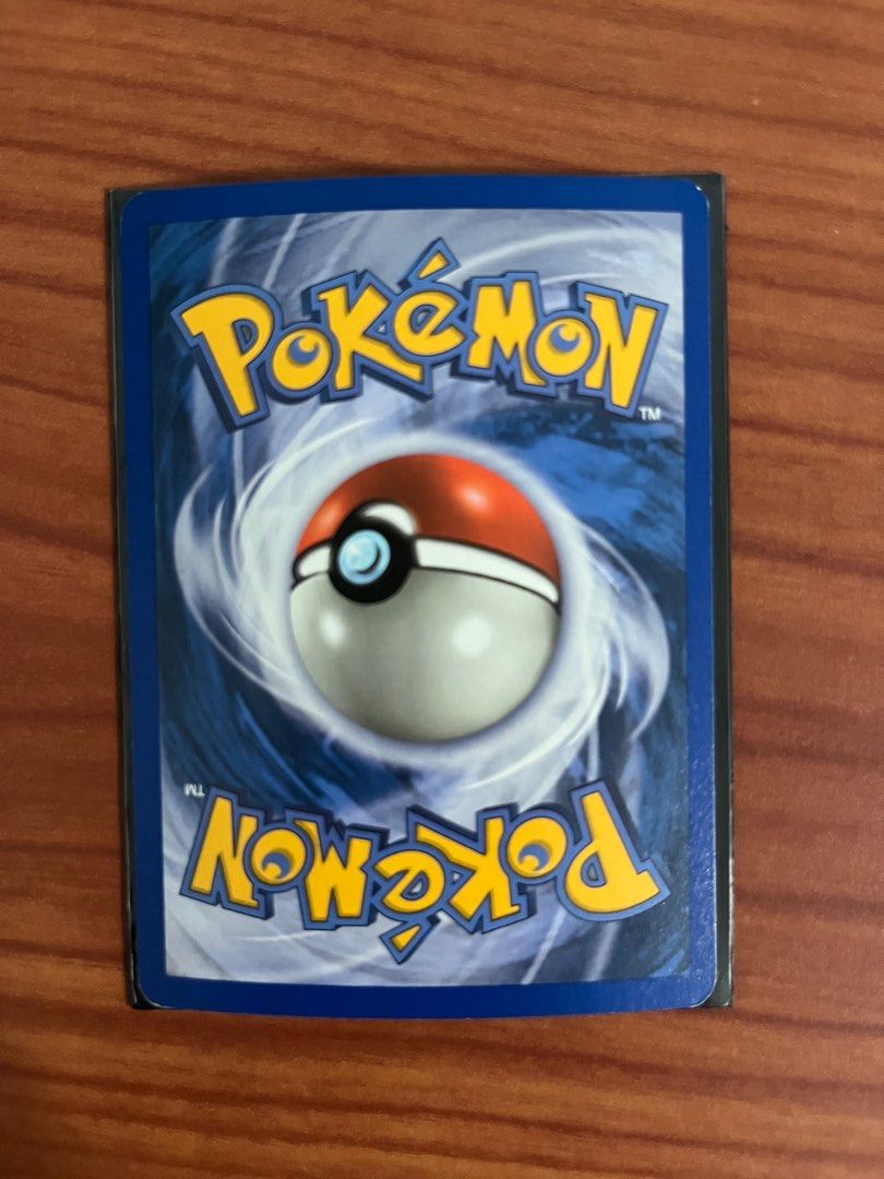 Pikachu Skyridge reverse holo 84/144 Vintage, Toys & Collectibles