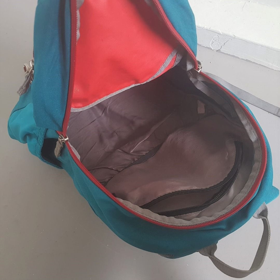 Premium Deuter Backpack, Deuter Airstripes System, Model 6060, Outdoor