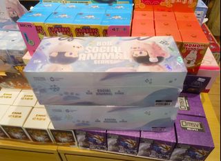 (Category: ) located in . Submitted by outoftheblindbox (Listing ID 1244064484, Image 1). Description: .