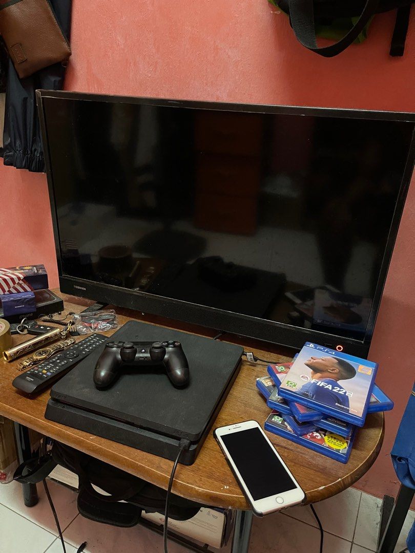 Ps4 with tv shop combo