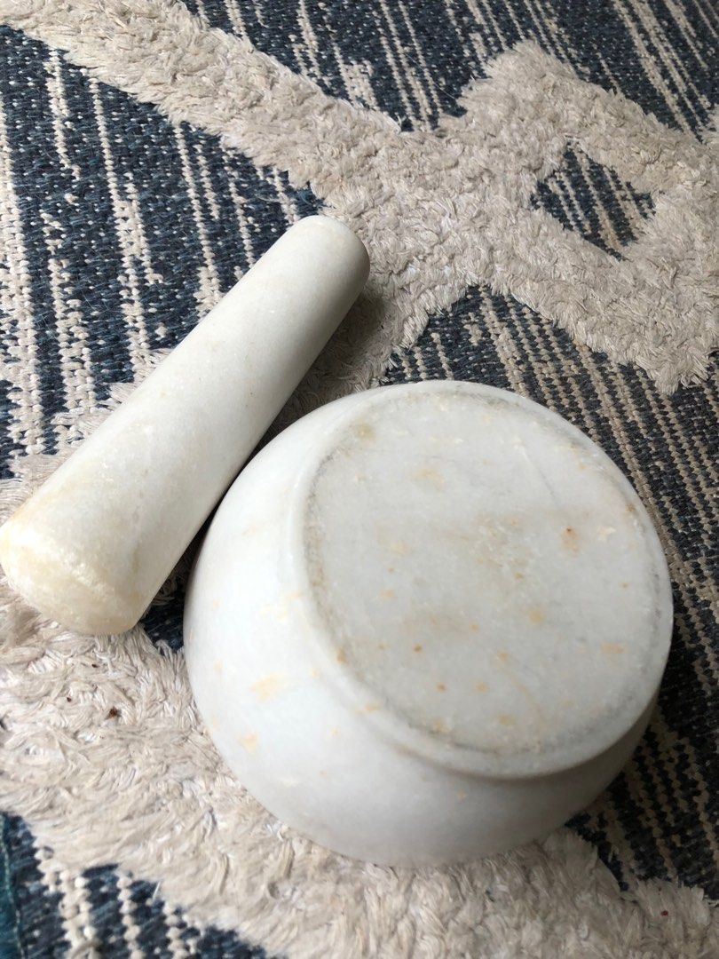 Quartz marble mortar and pestle, Furniture & Home Living, Kitchenware