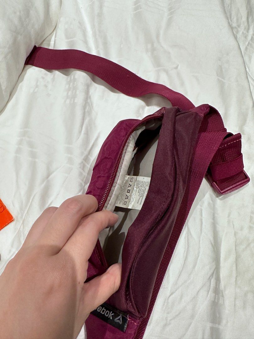 Pink reebok fanny pack clearance